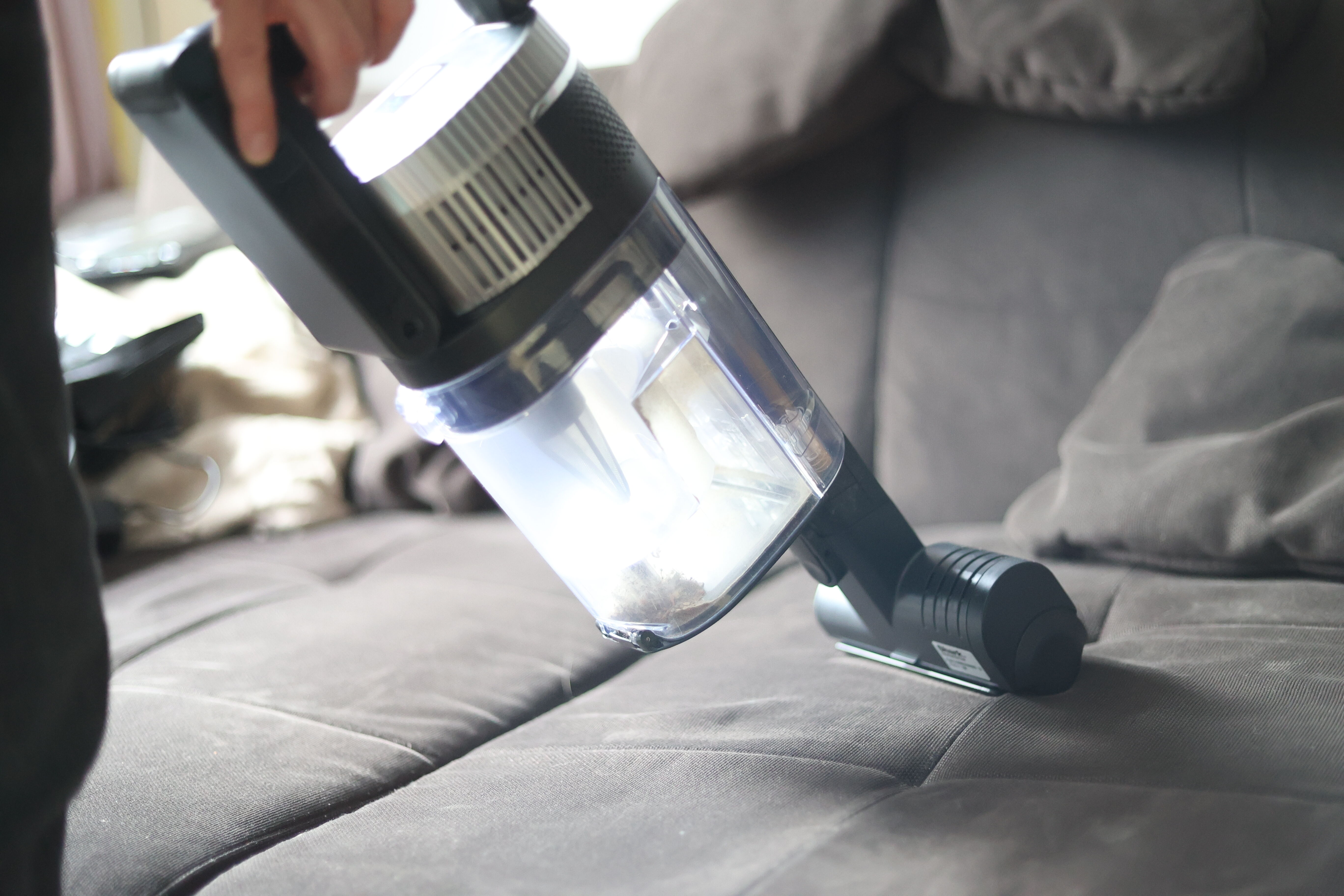 The Shark Stratos brush for upholstered furniture.